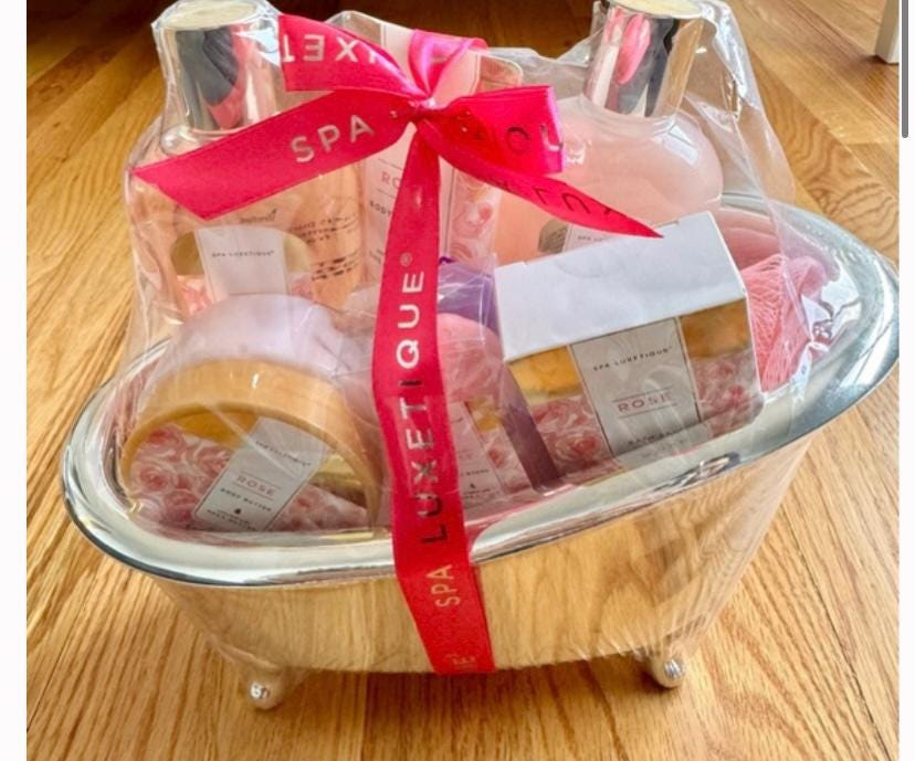 Spa Luxetique Bath Products