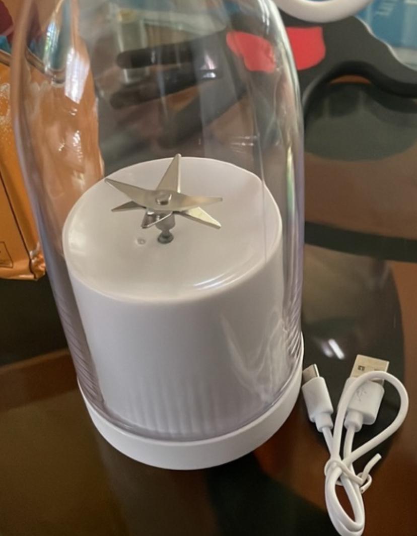 Portable Mini Juicer