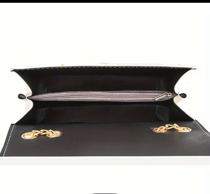 Flip square diagonal cross bag