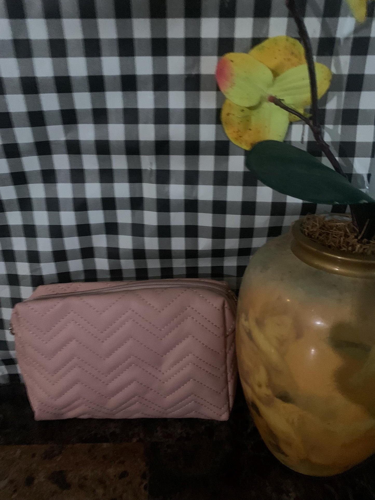 Women's Lightweight Crossbody Bag with Detachable Strap - Pink